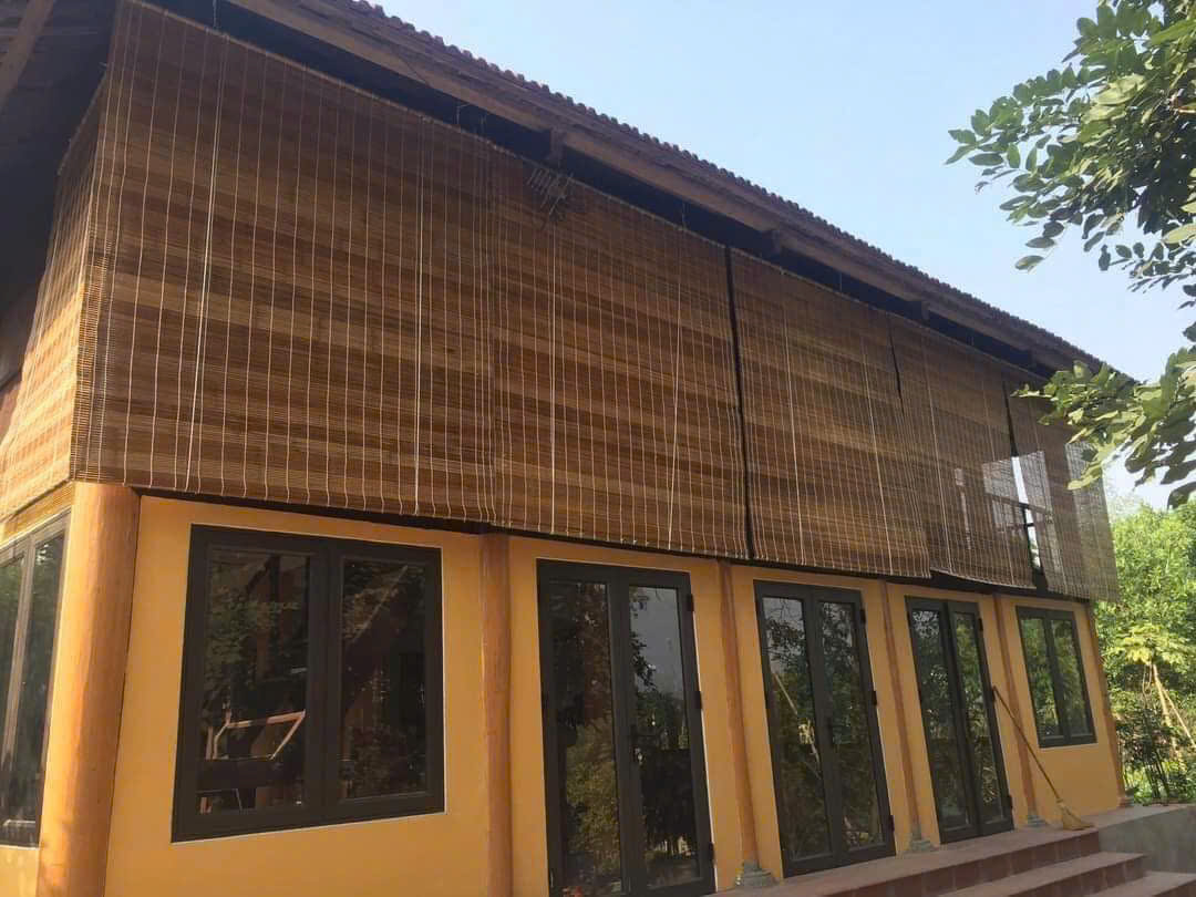 Mành tre nắng mưa không họa tiết